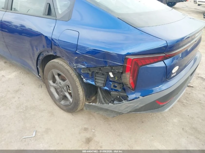 Kia K4 LXS | ЦЕНА ДО БЪЛГАРИЯ | , снимка 6 - Автомобили и джипове - 53532813