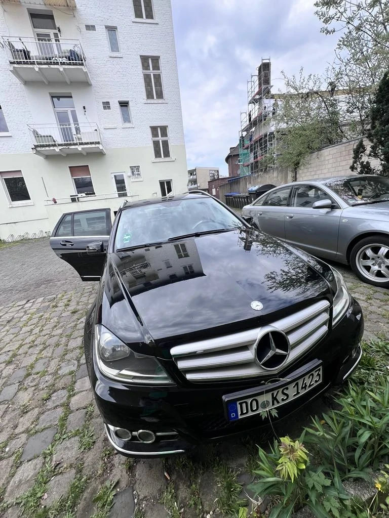 Mercedes-Benz C 220