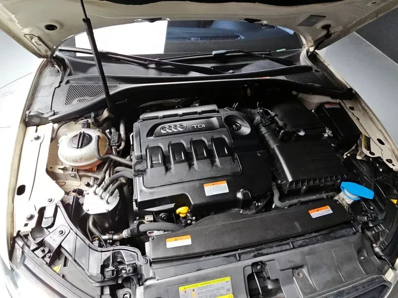 Audi A3 25 Tdi 8V, снимка 16 - Автомобили и джипове - 54989358
