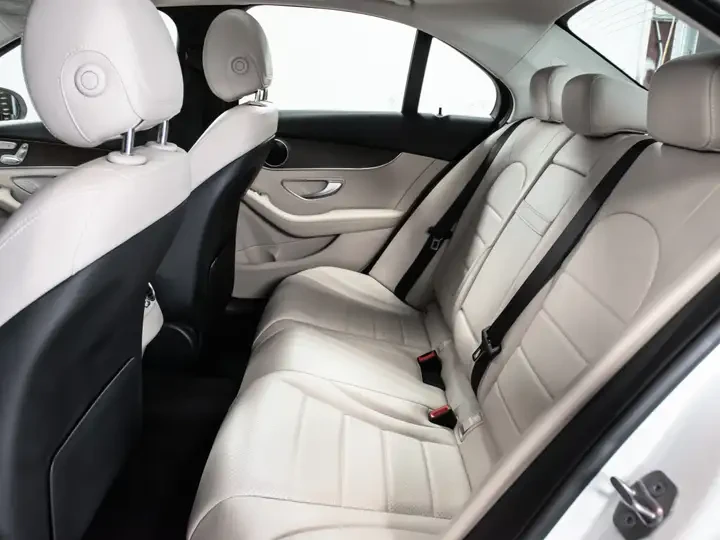 Mercedes-Benz C 300 4MATIC/Clean Carfax/AMG Pkg/Burmester/360CAM, снимка 9 - Автомобили и джипове - 55081544