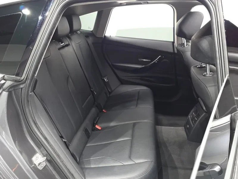 BMW 320 d, снимка 11 - Автомобили и джипове - 55144814