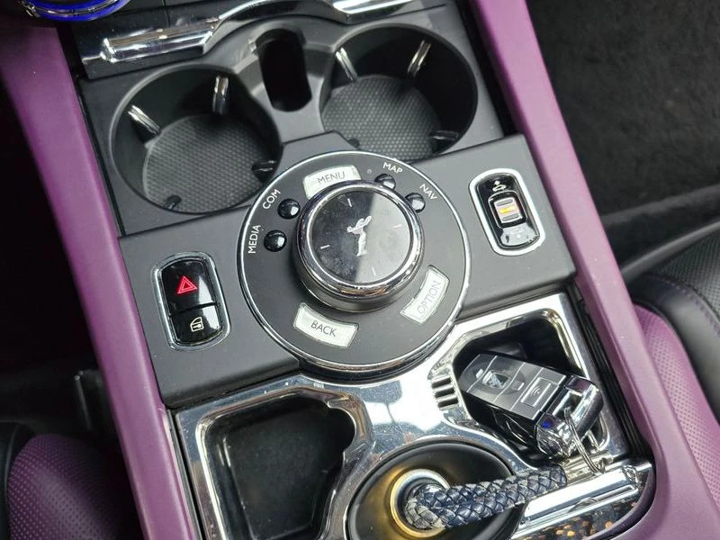 Rolls-Royce Ghost КРАЙНА ЦЕНА: 127422 EUR !!!РЕАЛНА КРАЙНА ЦЕНА!!!, снимка 16 - Автомобили и джипове - 55969367