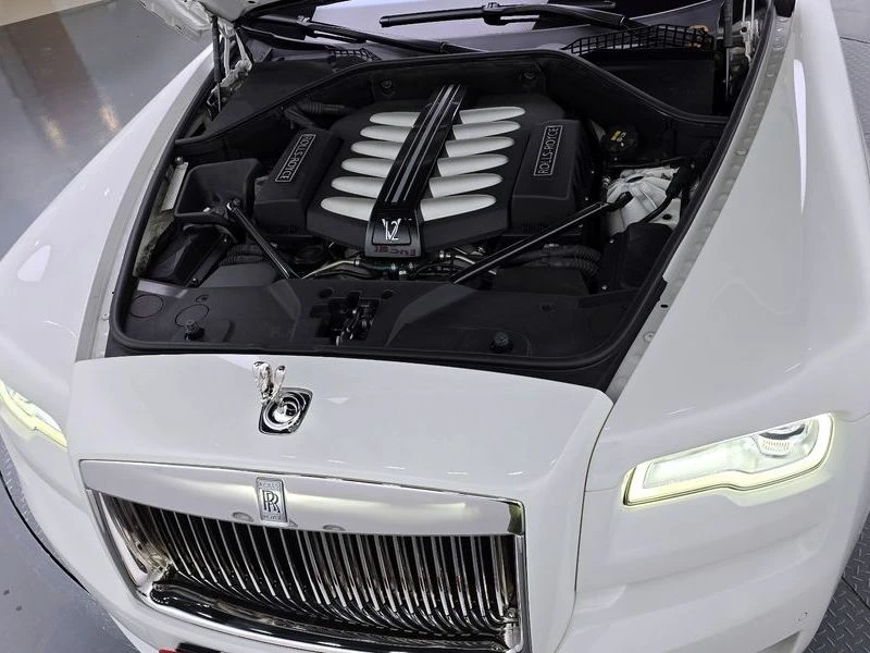 Rolls-Royce Ghost КРАЙНА ЦЕНА: 127422 EUR !!!РЕАЛНА КРАЙНА ЦЕНА!!!, снимка 6 - Автомобили и джипове - 55969367