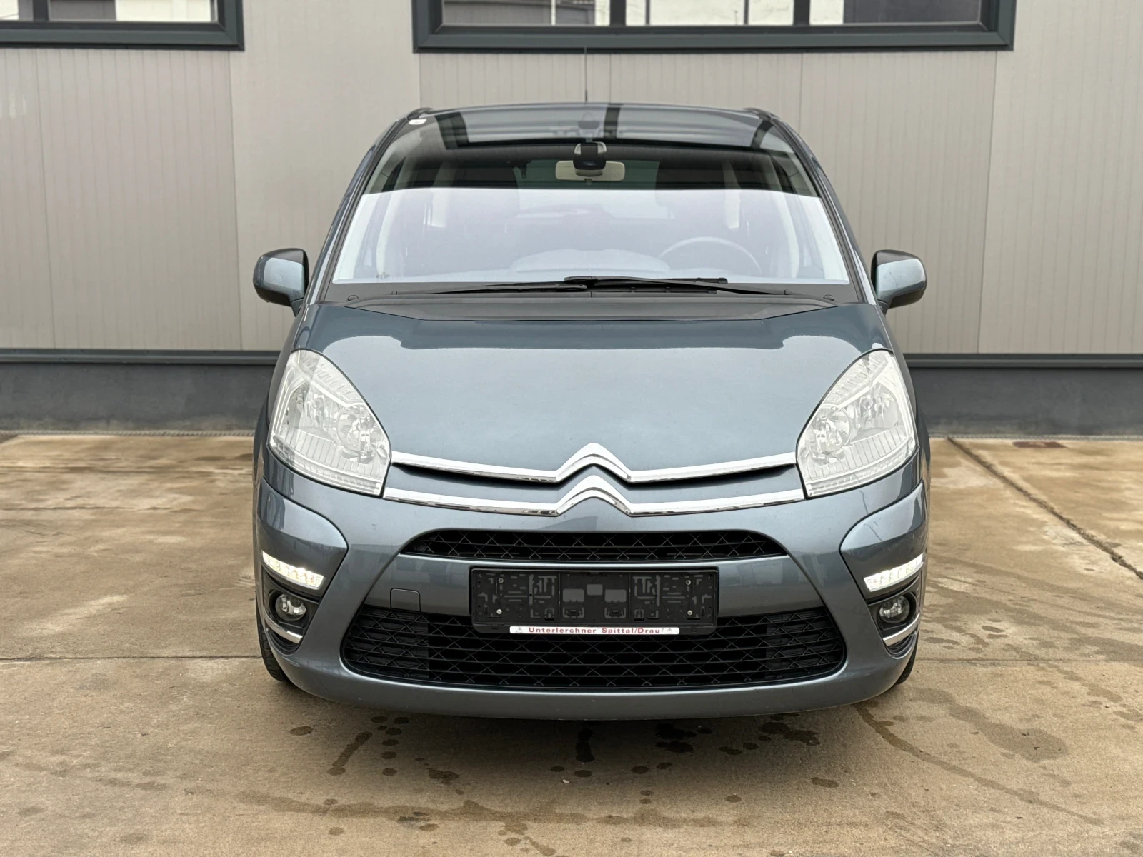 Citroen C4 Picasso 1.6 HDI - изображение 2