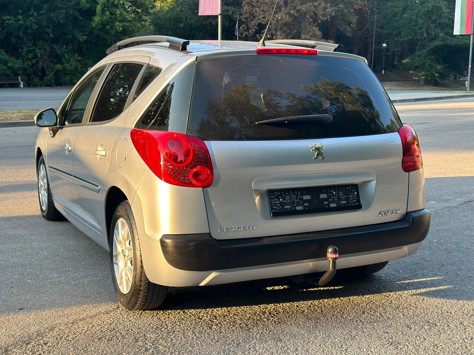 Peugeot 207 SW* FaceLift - изображение 3