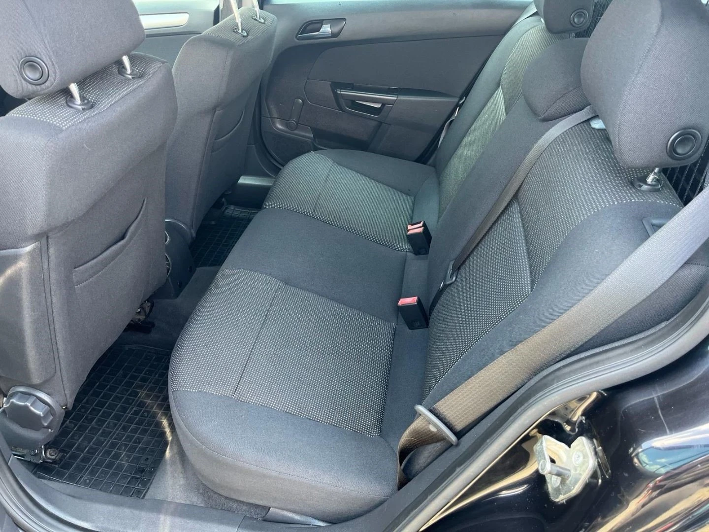 Opel Astra H 1.8i 140PS Sport - изображение 9