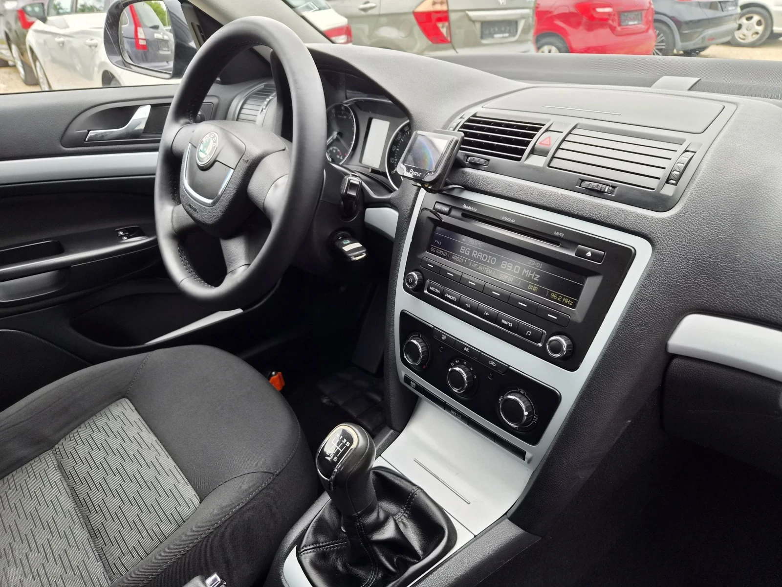 Skoda Octavia 1.2FSI NAVI | Mobile.bg � ����������� 11