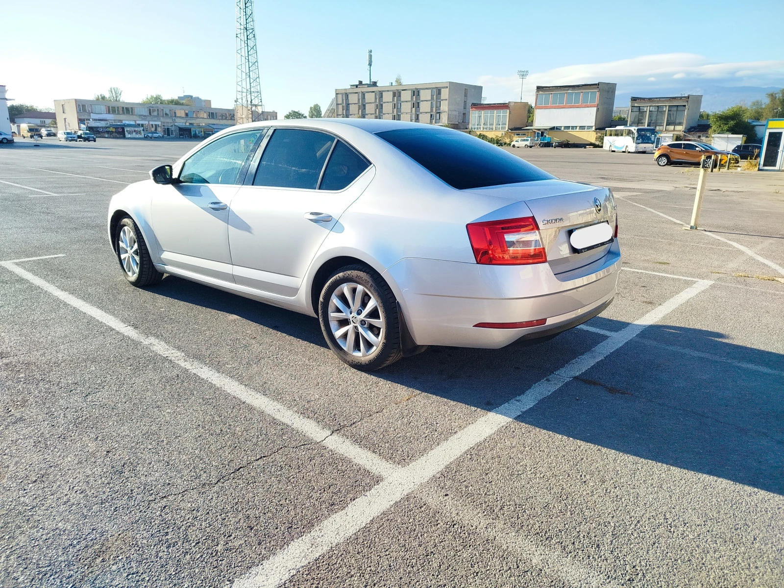 Skoda Octavia 1.6 TDI - изображение 5