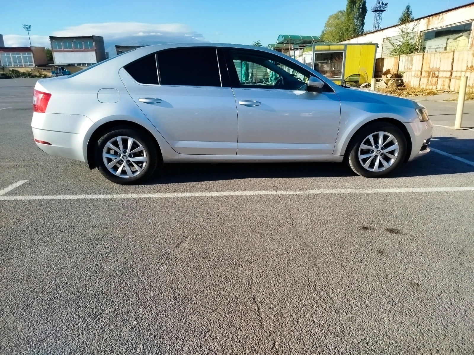 Skoda Octavia 1.6 TDI - изображение 7