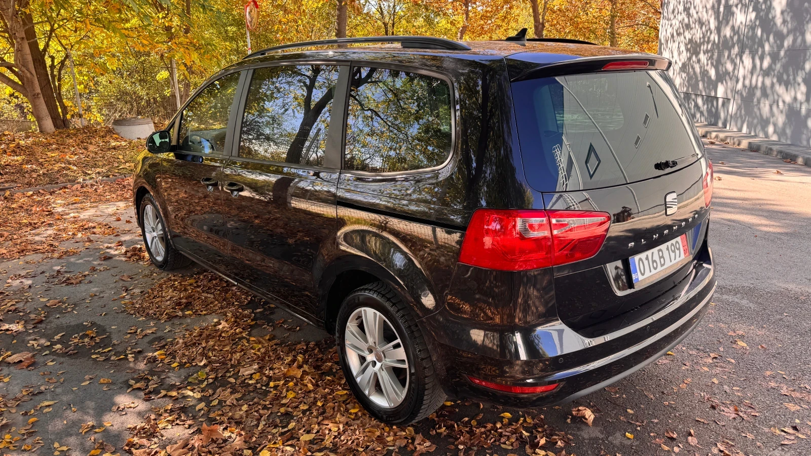 Seat Alhambra 2.0 TDi - изображение 6