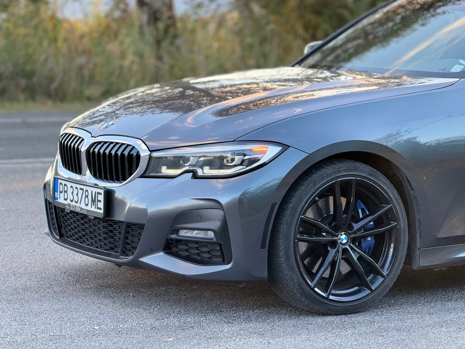 BMW 330 I X-DRIVE - изображение 2