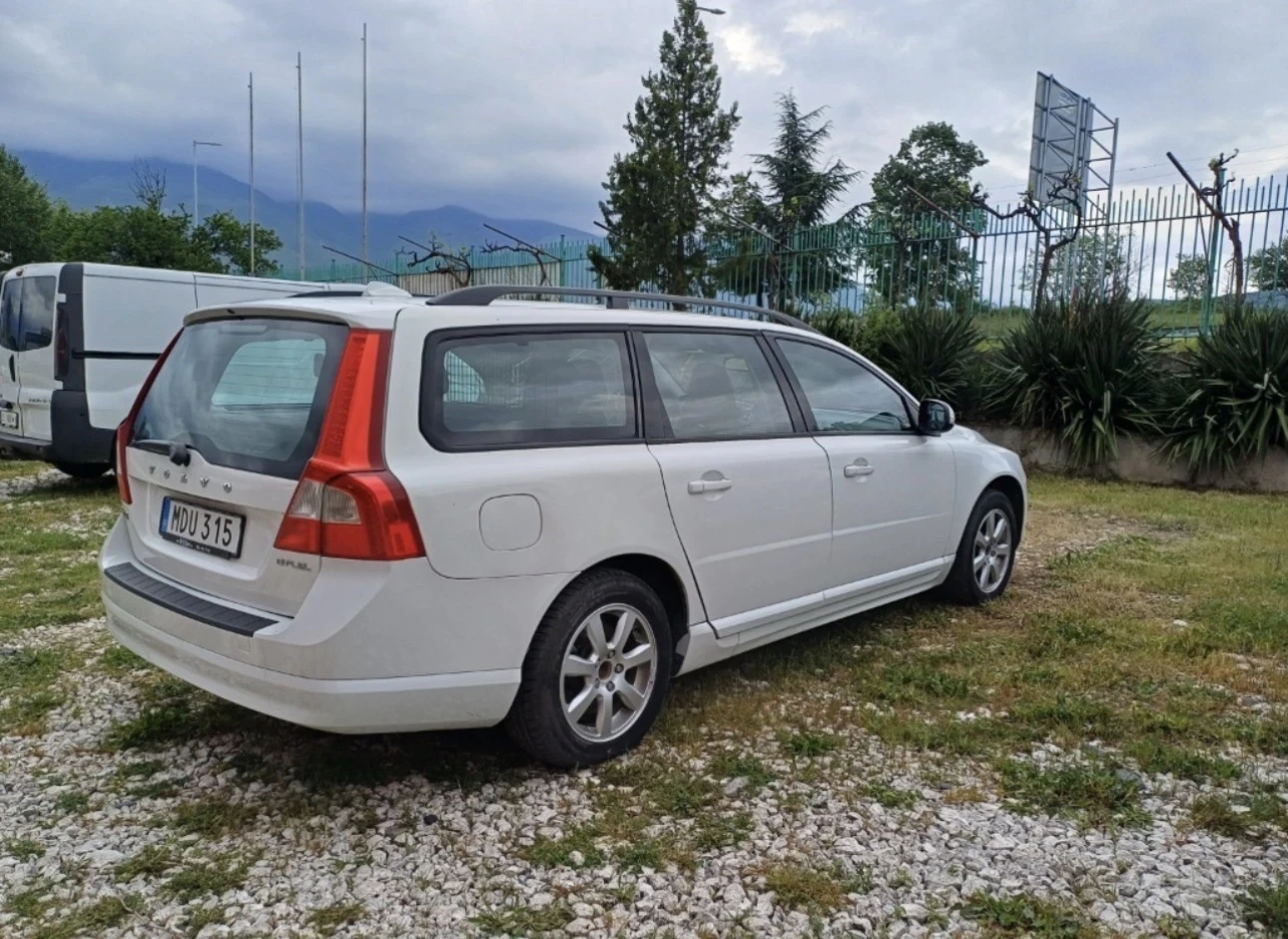 Volvo V70  - изображение 6