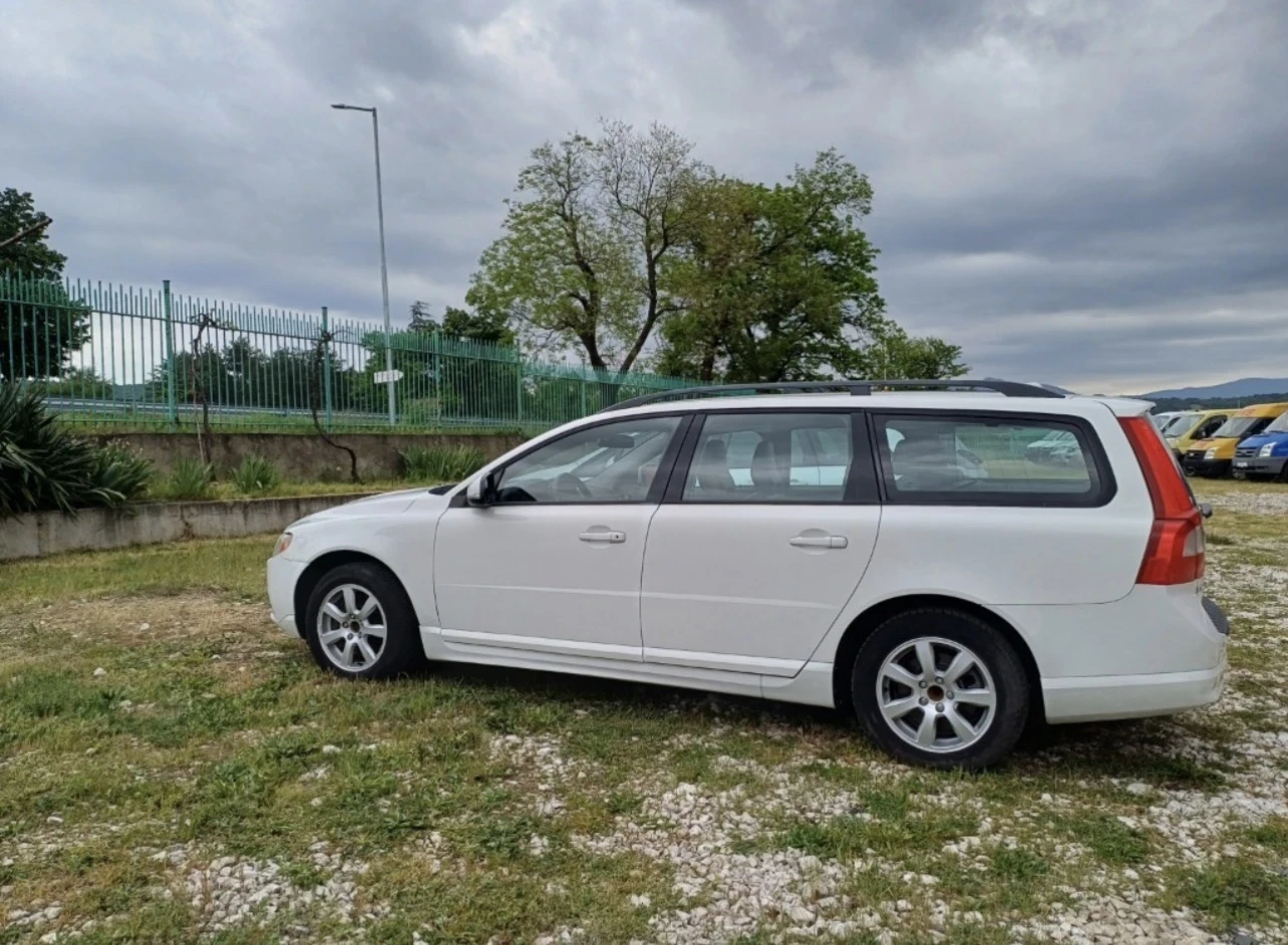 Volvo V70  - изображение 5