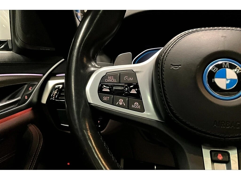 BMW 530E * xDrive * CARFAX *    | Mobile.bg   16