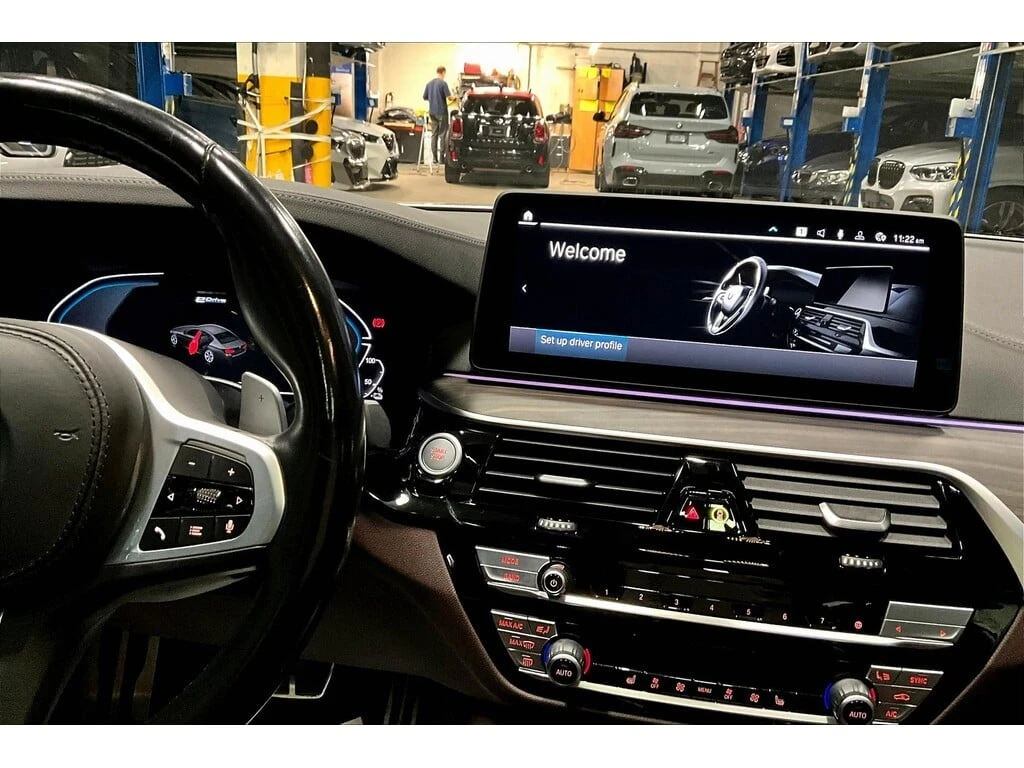 BMW 530E * xDrive * CARFAX *    | Mobile.bg   11