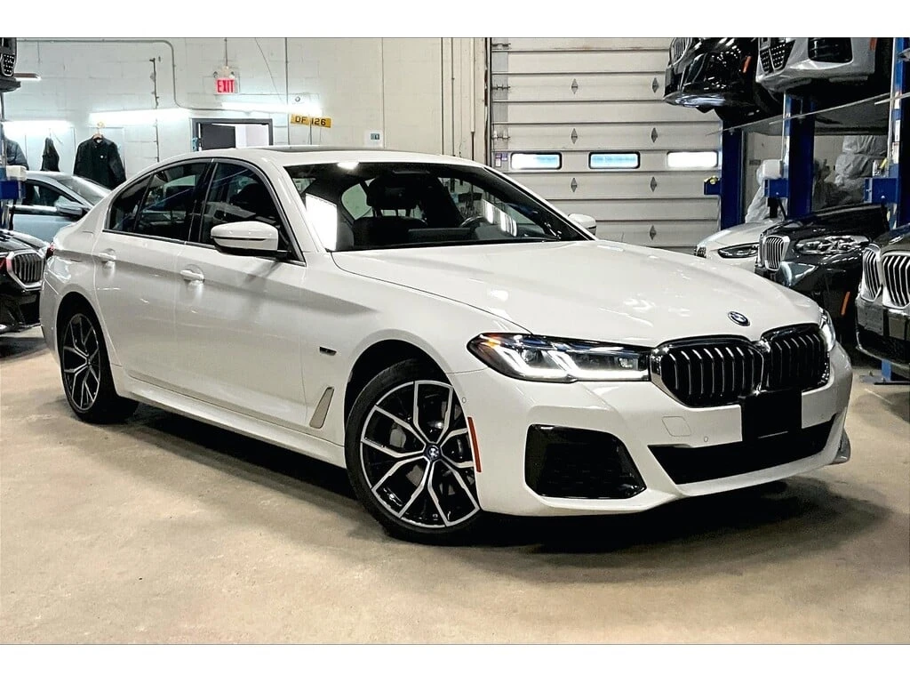 BMW 530E * xDrive * CARFAX *    | Mobile.bg   3