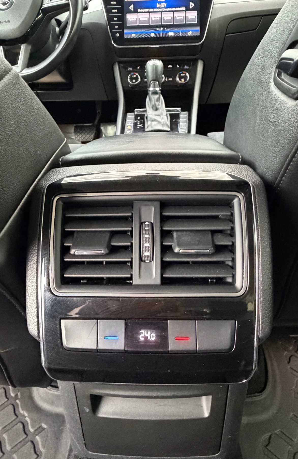 Skoda Superb 2.0 TSI | Mobile.bg � ����������� 13