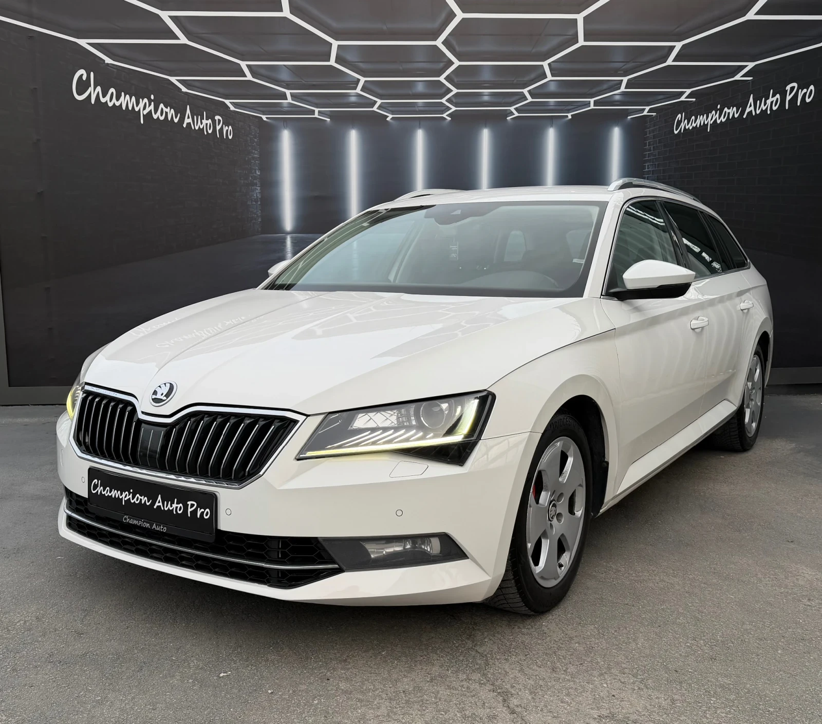 Skoda Superb 2.0 TSI | Mobile.bg � ����������� 1