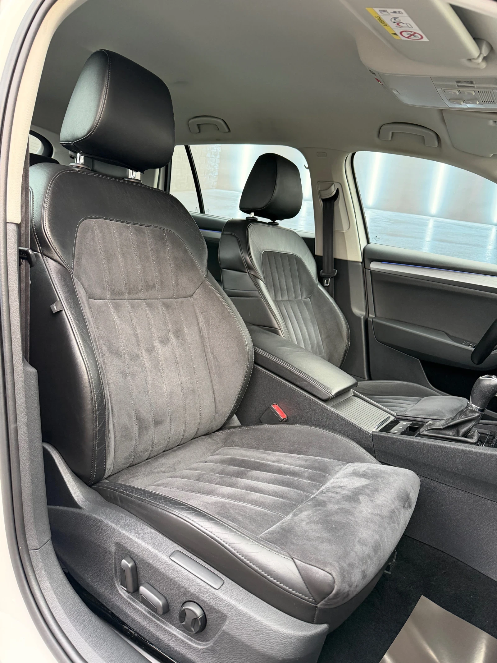 Skoda Superb 2.0 TSI | Mobile.bg � ����������� 12