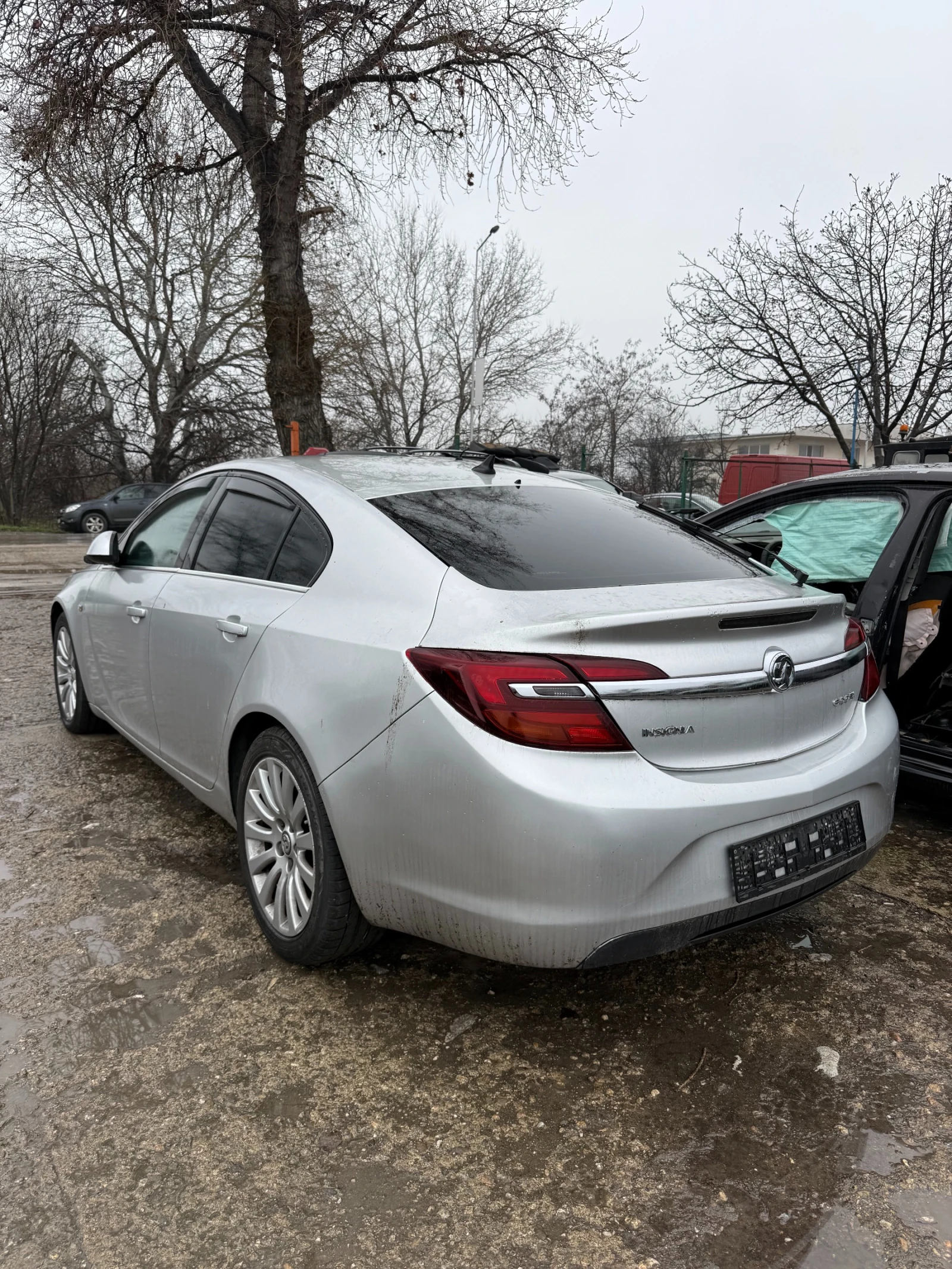 Opel Insignia A 2.0 CDTi - изображение 3