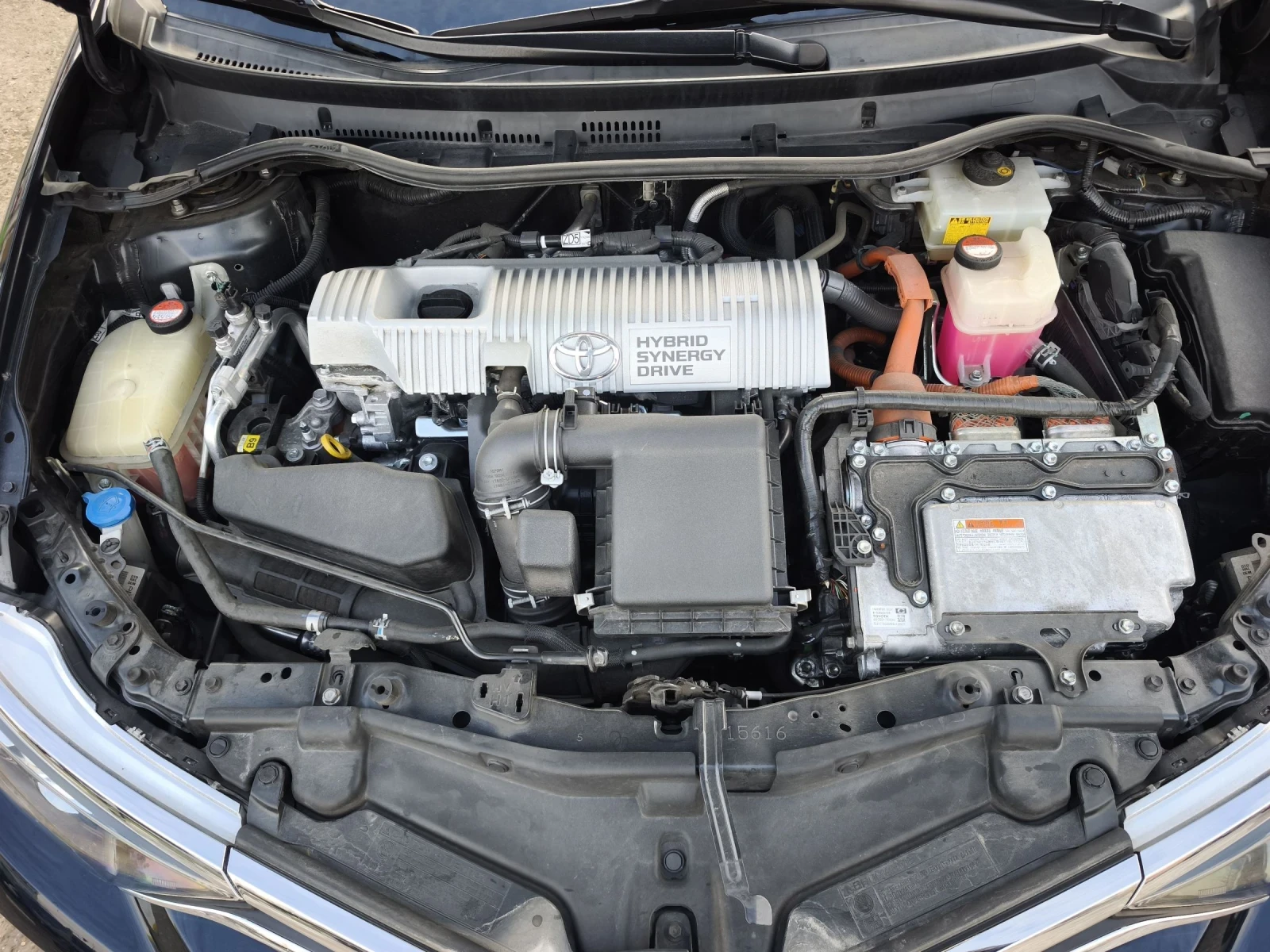 Toyota Auris 1.8HYBRID LOUNGE FULL SERVICE IN TOYOTA NEW  | Mobile.bg � ����������� 16