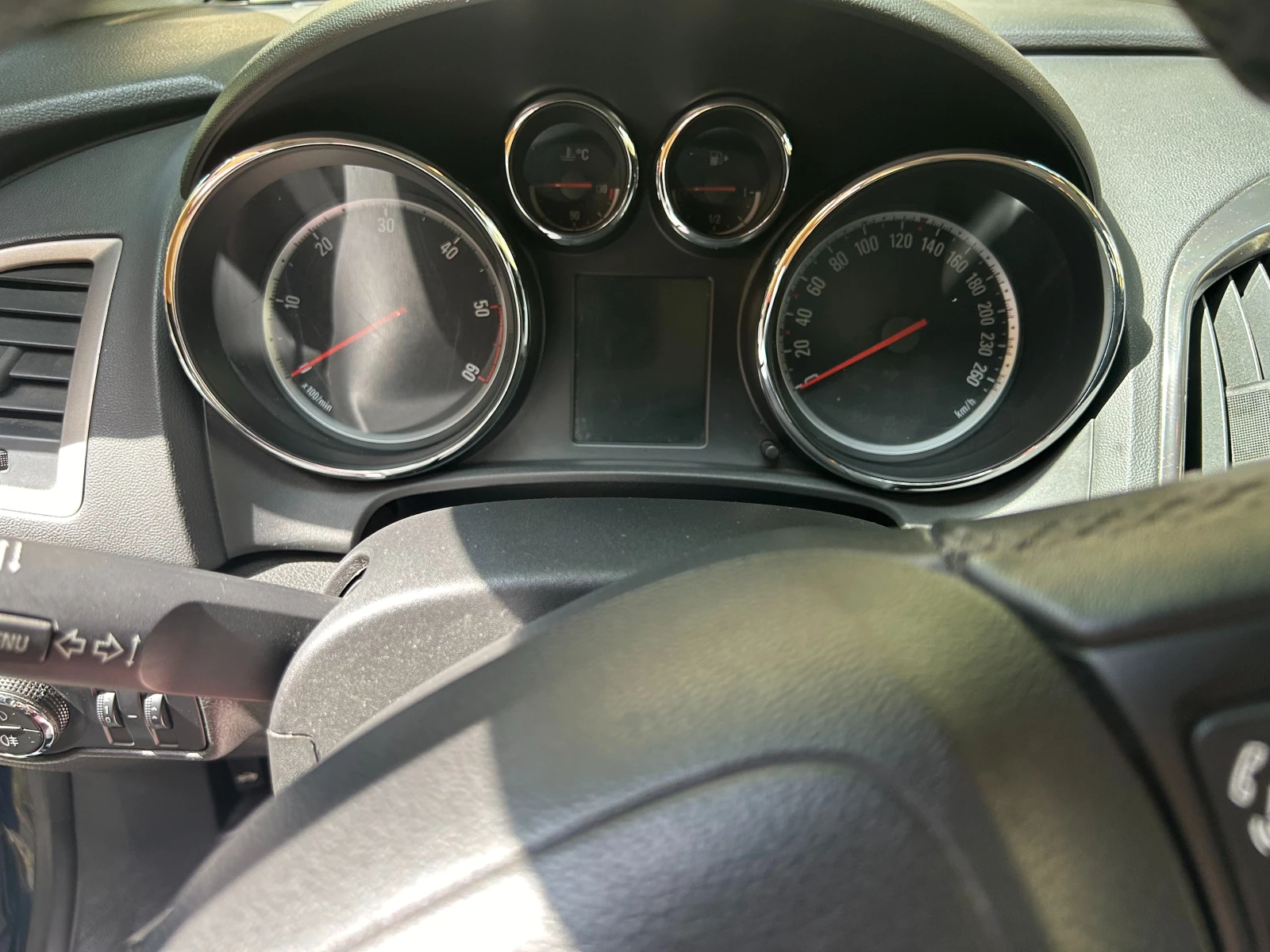 Opel Astra J, снимка 6 - Автомобили и джипове - 53983490