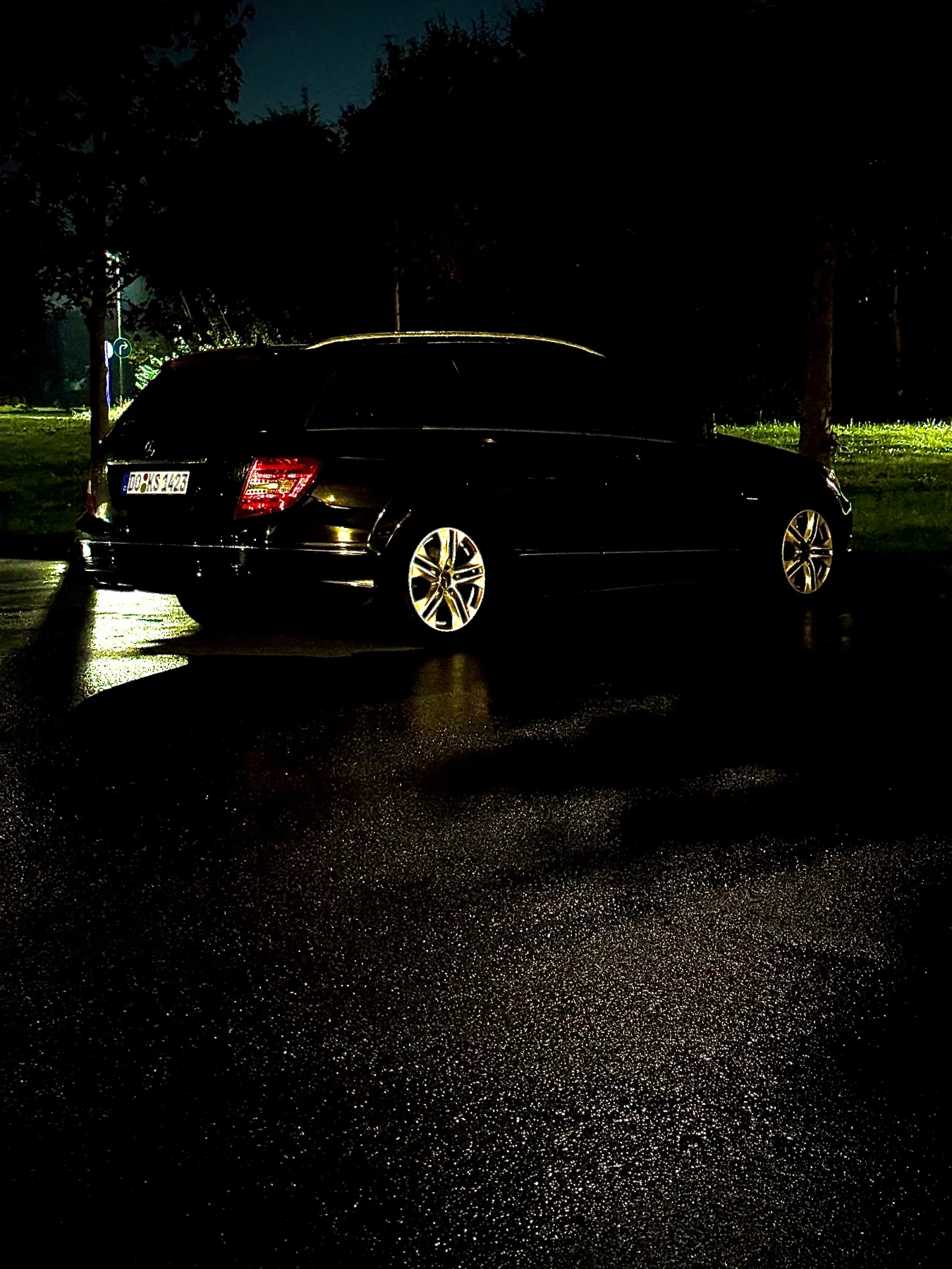 Mercedes-Benz C 220, снимка 6 - Автомобили и джипове - 54206306