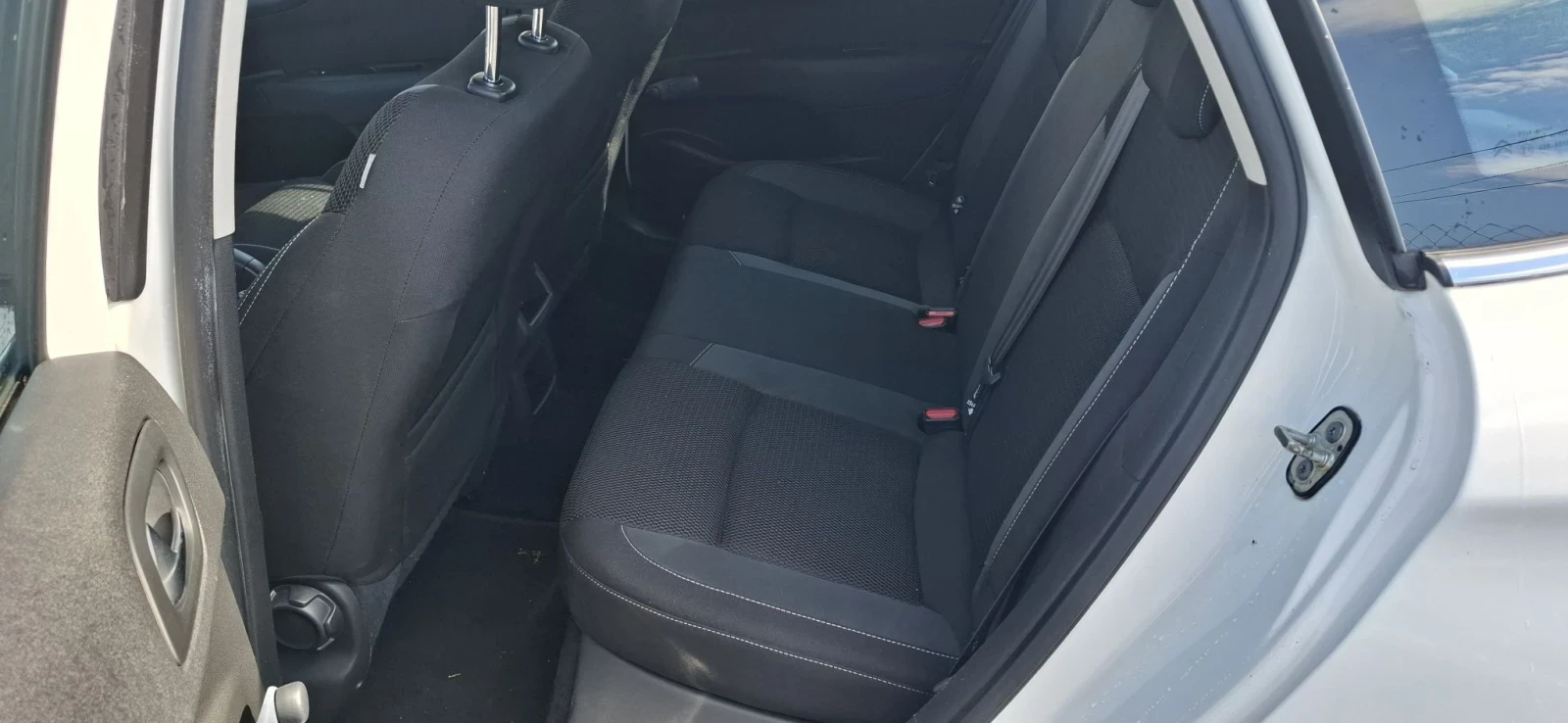 Citroen C4 1.6HDI Navi, снимка 15 - Автомобили и джипове - 56216975