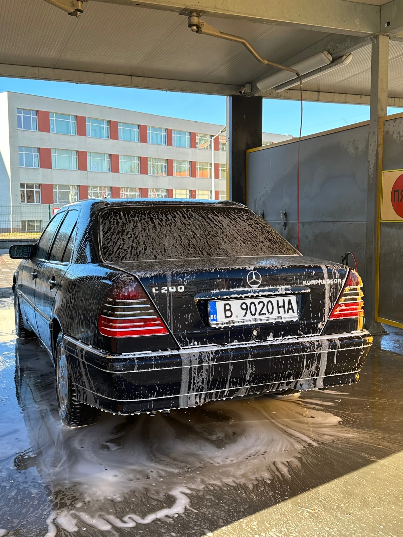 Mercedes-Benz C 200, снимка 5 - Автомобили и джипове - 55330356