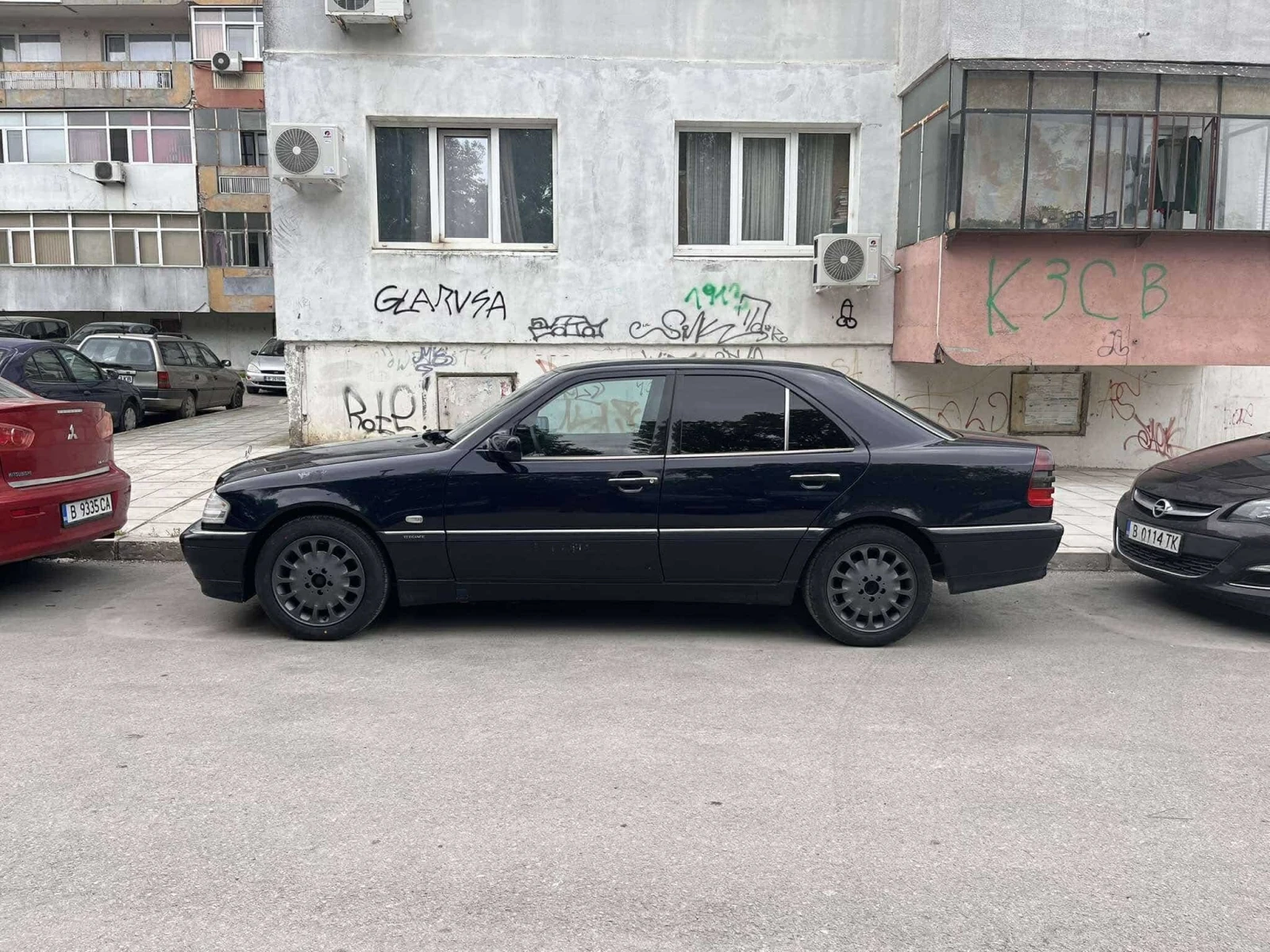 Mercedes-Benz C 200, снимка 2 - Автомобили и джипове - 55330356