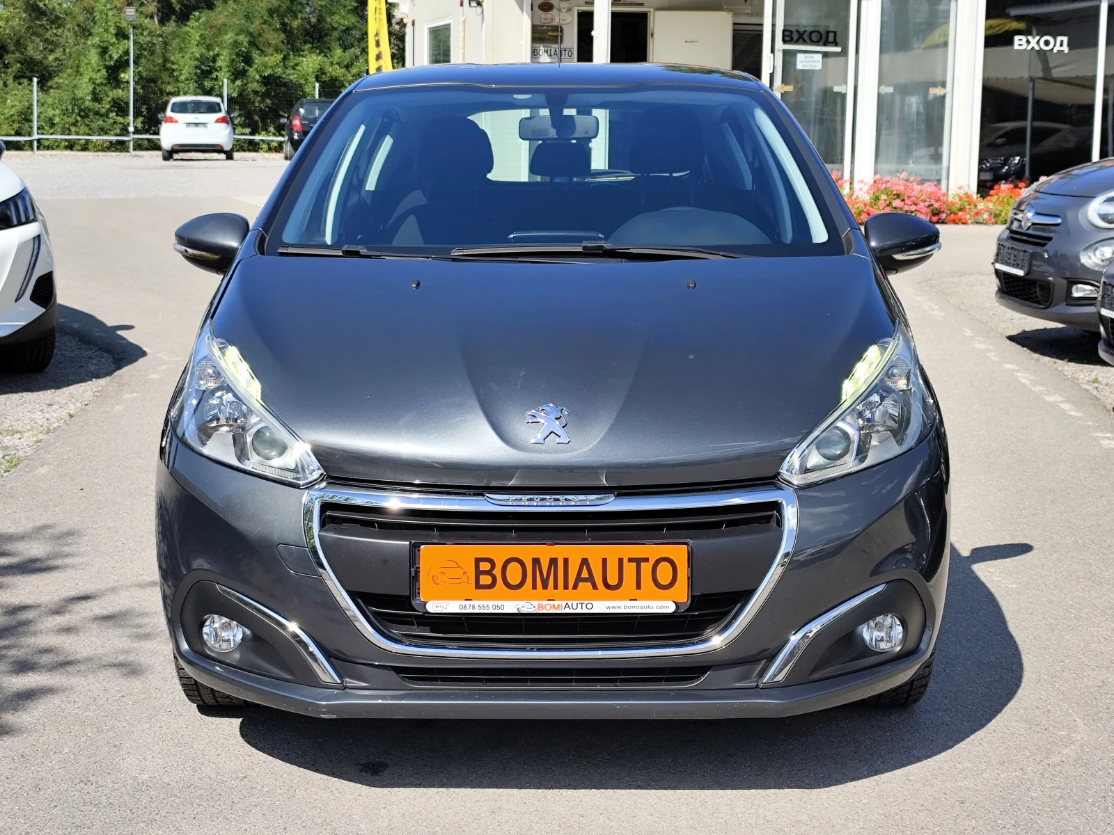 Peugeot 208 1.6HDi* LED* EURO 6B* MMI* 5ВРАТИ, снимка 2 - Автомобили и джипове - 55362890