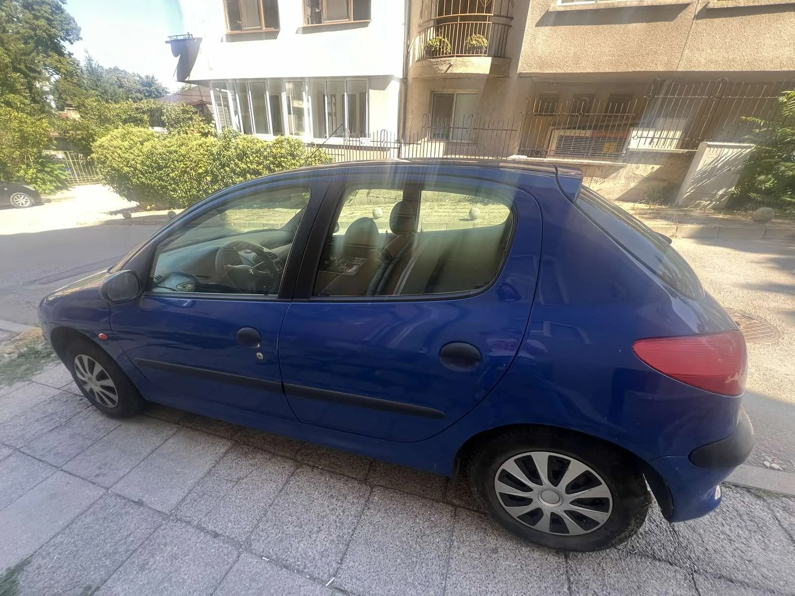 Peugeot 206 не, снимка 8 - Автомобили и джипове - 55457043