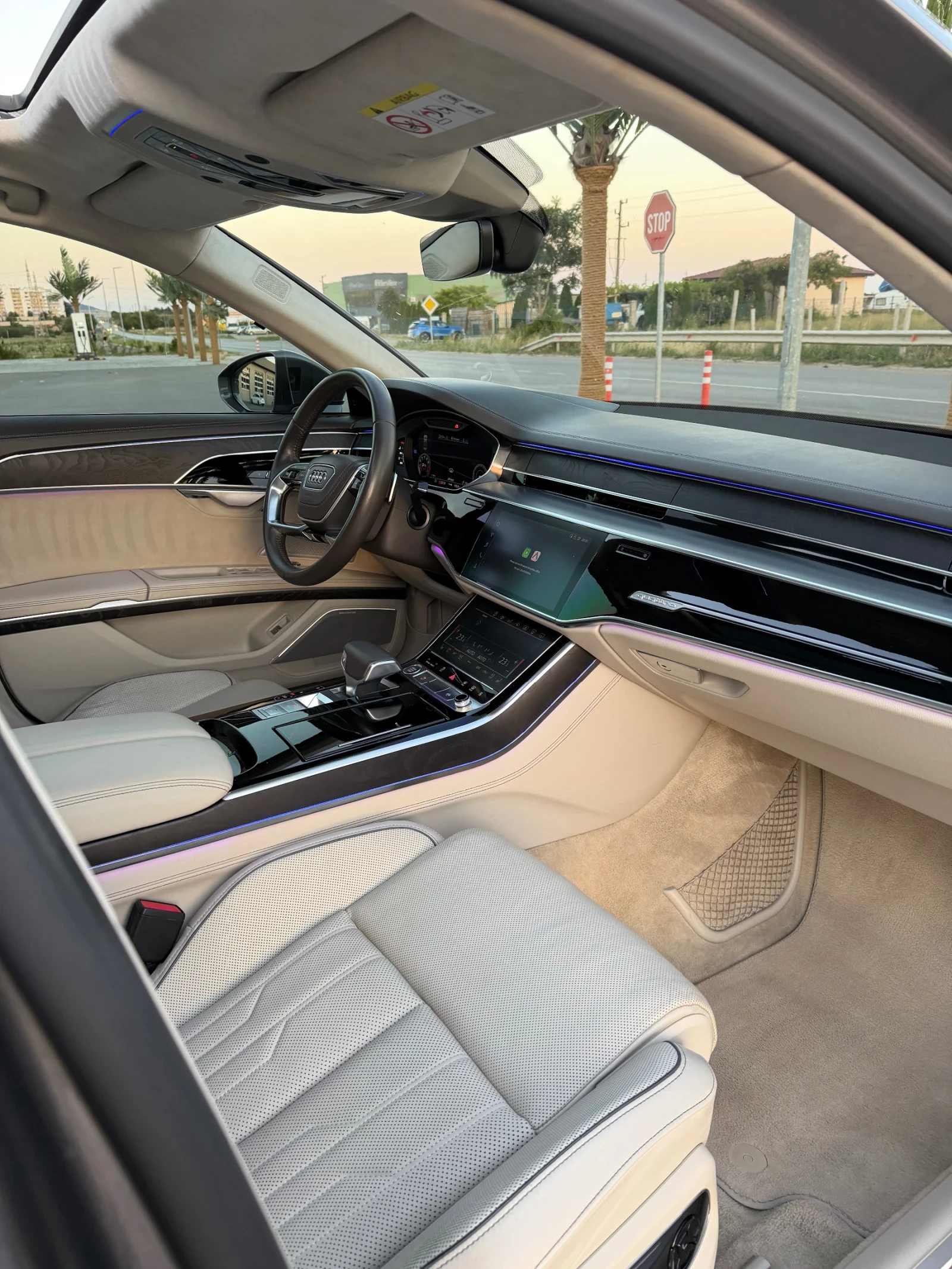 Audi A8 L/55TFSI/3D BANG/3xTV/FULL MAX/LIZING, снимка 11 - Автомобили и джипове - 55550578