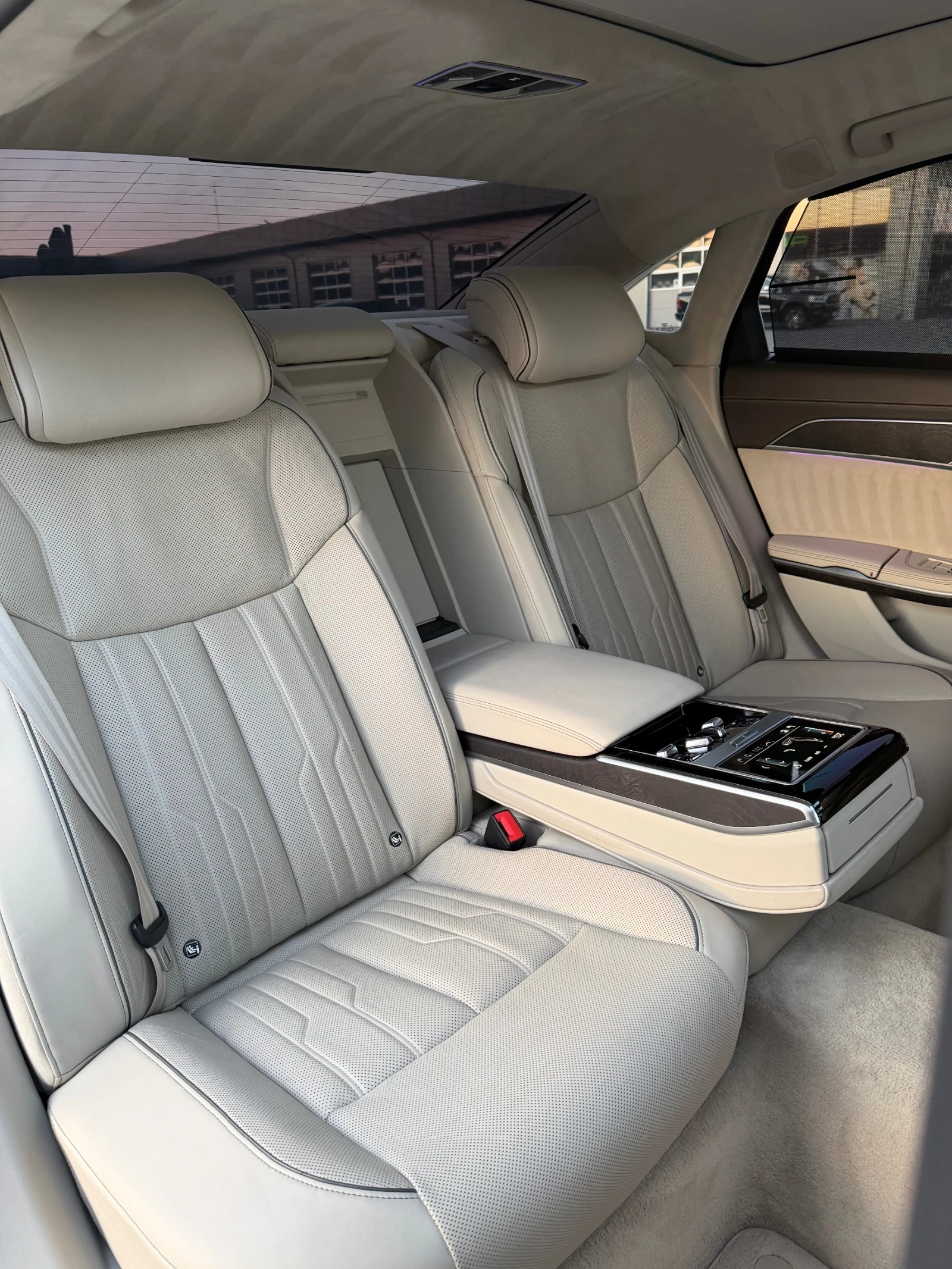 Audi A8 L/55TFSI/3D BANG/3xTV/FULL MAX/LIZING, снимка 17 - Автомобили и джипове - 55550578