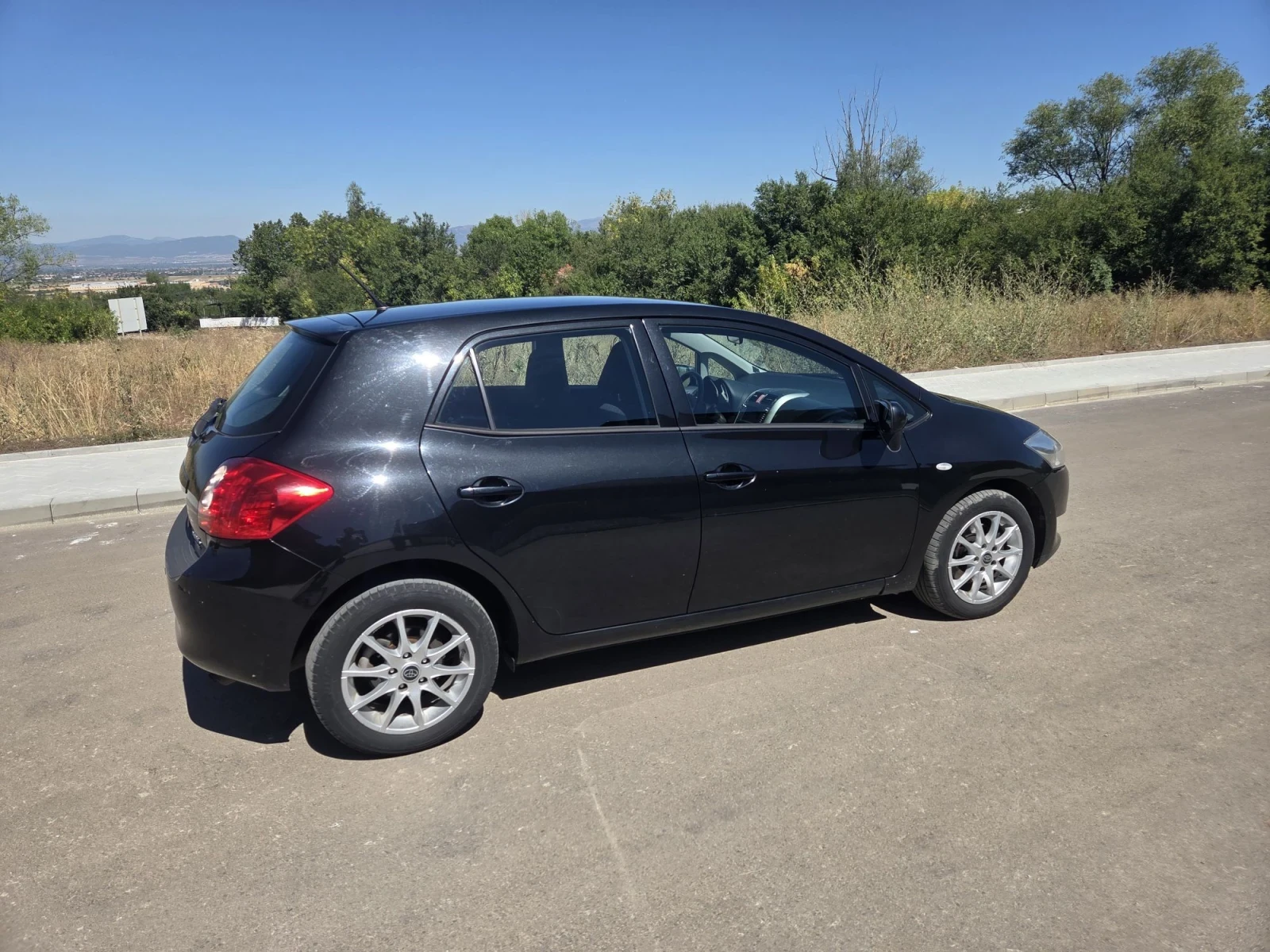 Toyota Auris 2.0 D-4D Навигация, снимка 6 - Автомобили и джипове - 55962923