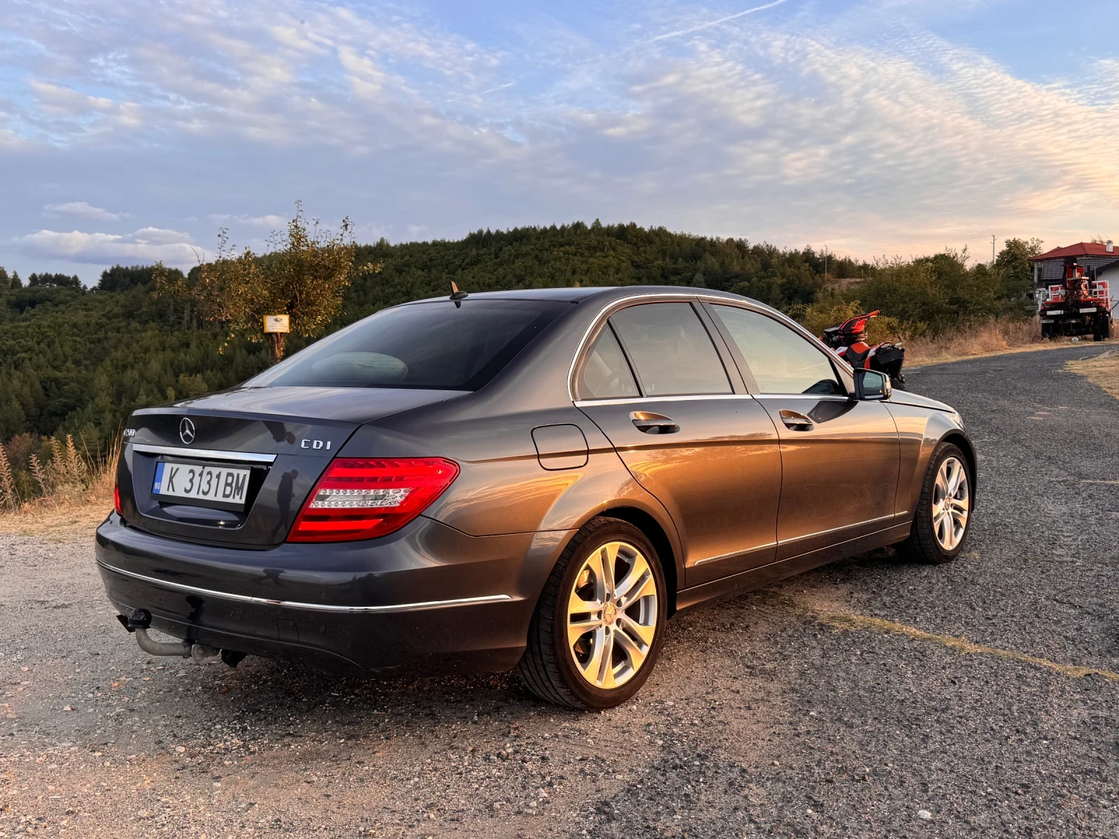 Mercedes-Benz C 200 Avantgarde, снимка 4 - Автомобили и джипове - 56086724