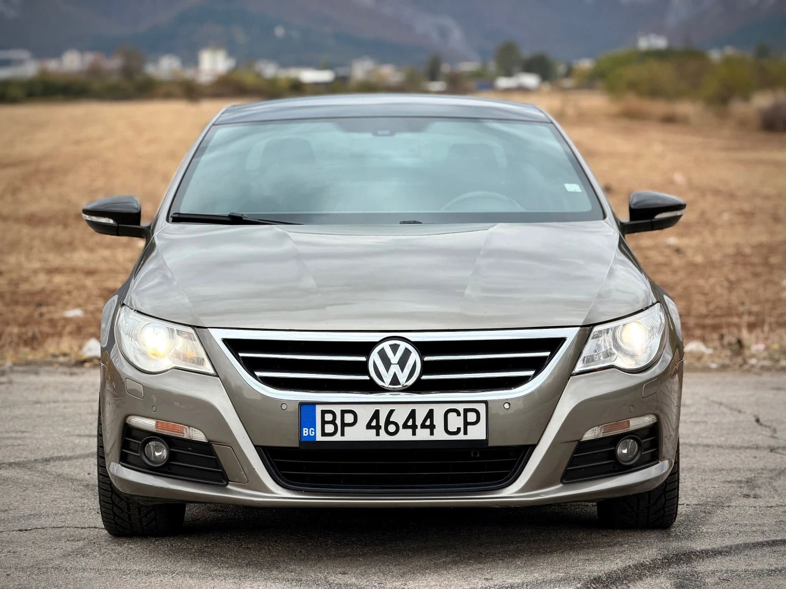 VW CC 2.0 TDI DSG, снимка 2 - Автомобили и джипове - 56554491