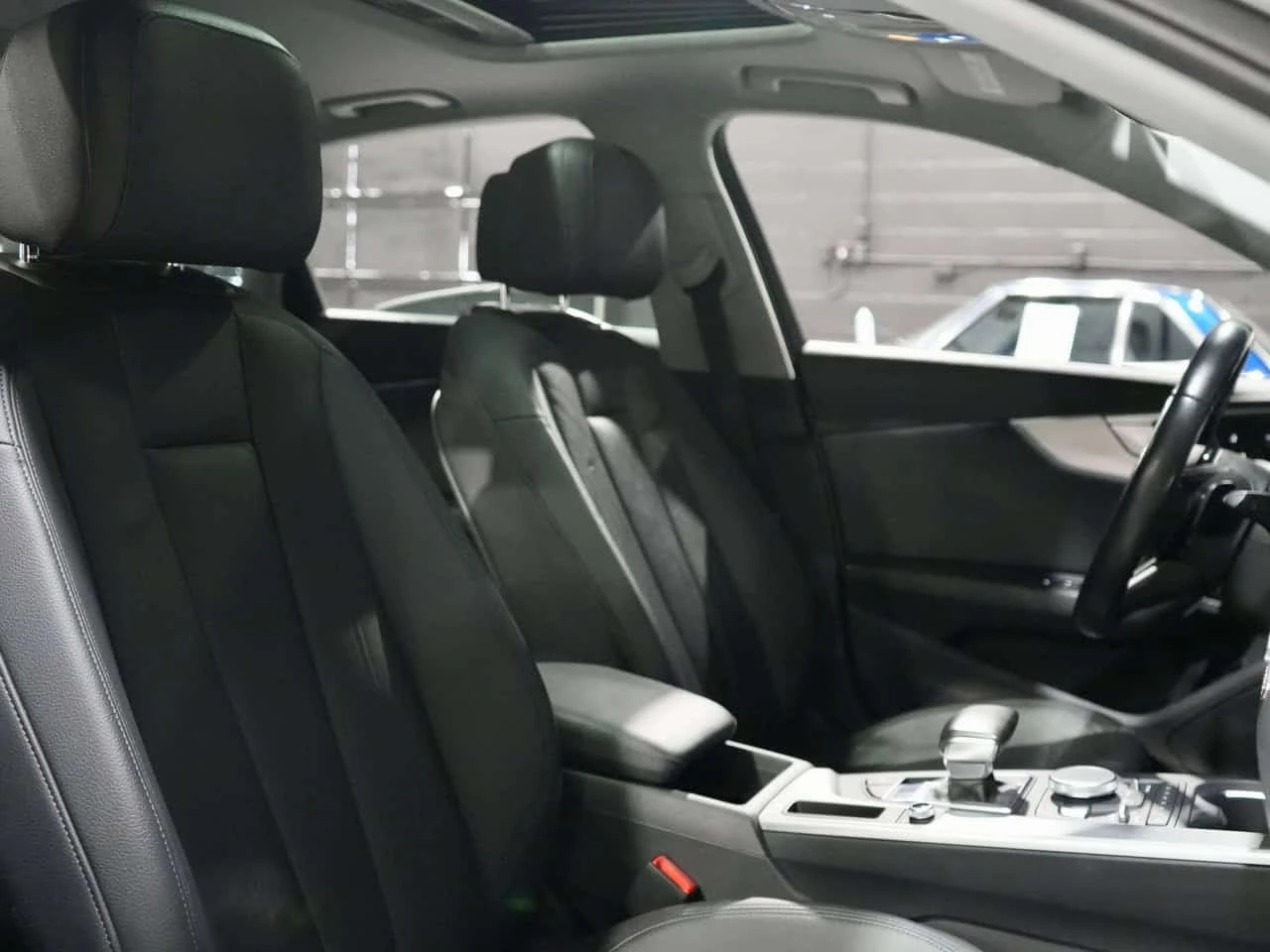 Audi A4 * 2.0 Progressiv| 360 CAM | SUNROOF | * CARFAX * � | Mobile.bg � ����������� 10