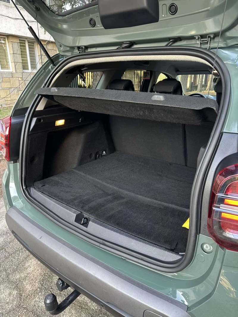 Dacia Duster 1.5dCi* 4x4* NAVI, снимка 7 - Автомобили и джипове - 53209155