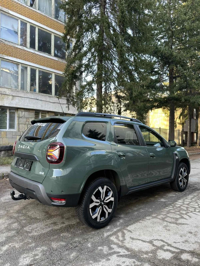 Dacia Duster 1.5dCi* 4x4* NAVI, снимка 6 - Автомобили и джипове - 53209155