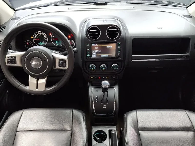 Jeep Compass, снимка 7 - Автомобили и джипове - 54463260