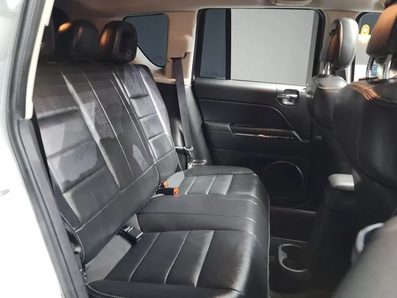 Jeep Compass, снимка 12 - Автомобили и джипове - 54463260