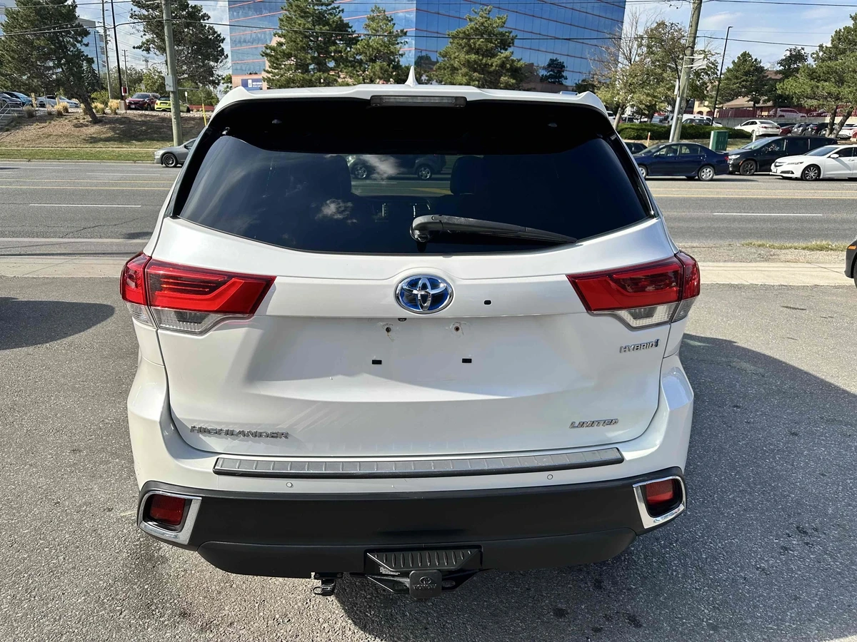 Toyota Highlander Hybrid Limited* ПАНОРАМА* КОЖА* ПОДГРЕВ* НАВИ* 7 P - изображение 6