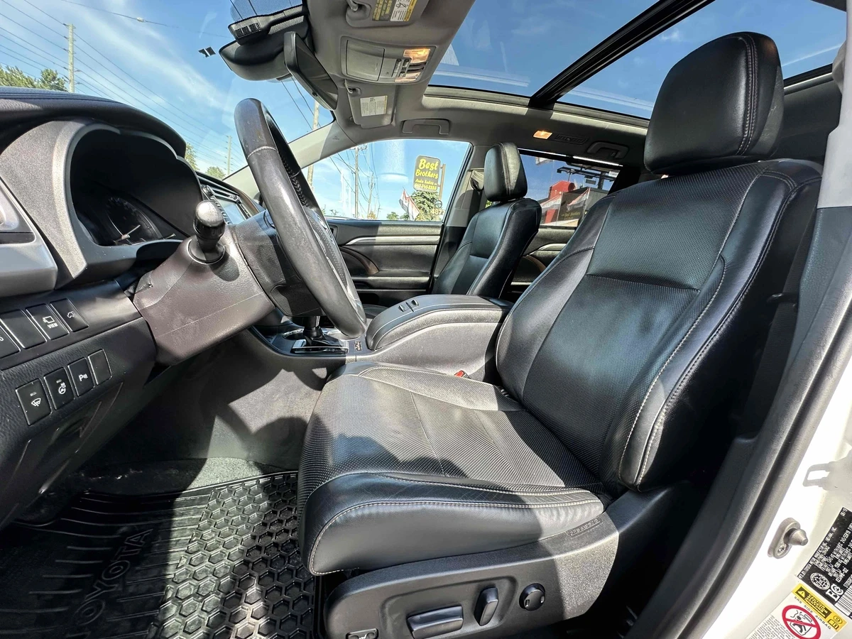 Toyota Highlander Hybrid Limited* ПАНОРАМА* КОЖА* ПОДГРЕВ* НАВИ* 7 P - изображение 10