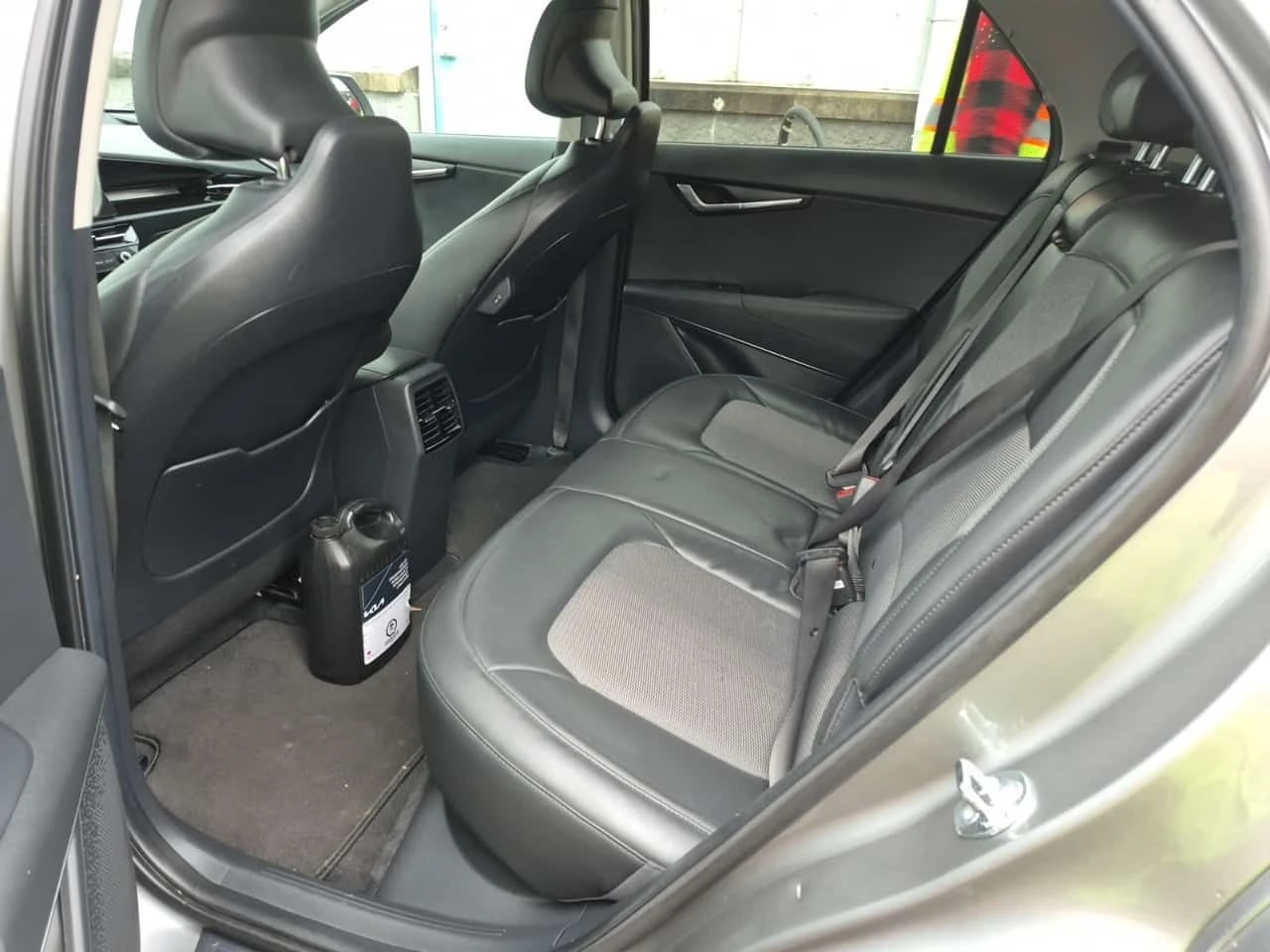 Kia Niro WIND+ CARFAX /2 ключа/Подгрев, снимка 11 - Автомобили и джипове - 53804516