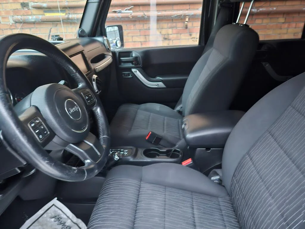 Jeep Wrangler SAHARA| ДЪЛГА БАЗА| 3.6 V6, снимка 8 - Автомобили и джипове - 53810641