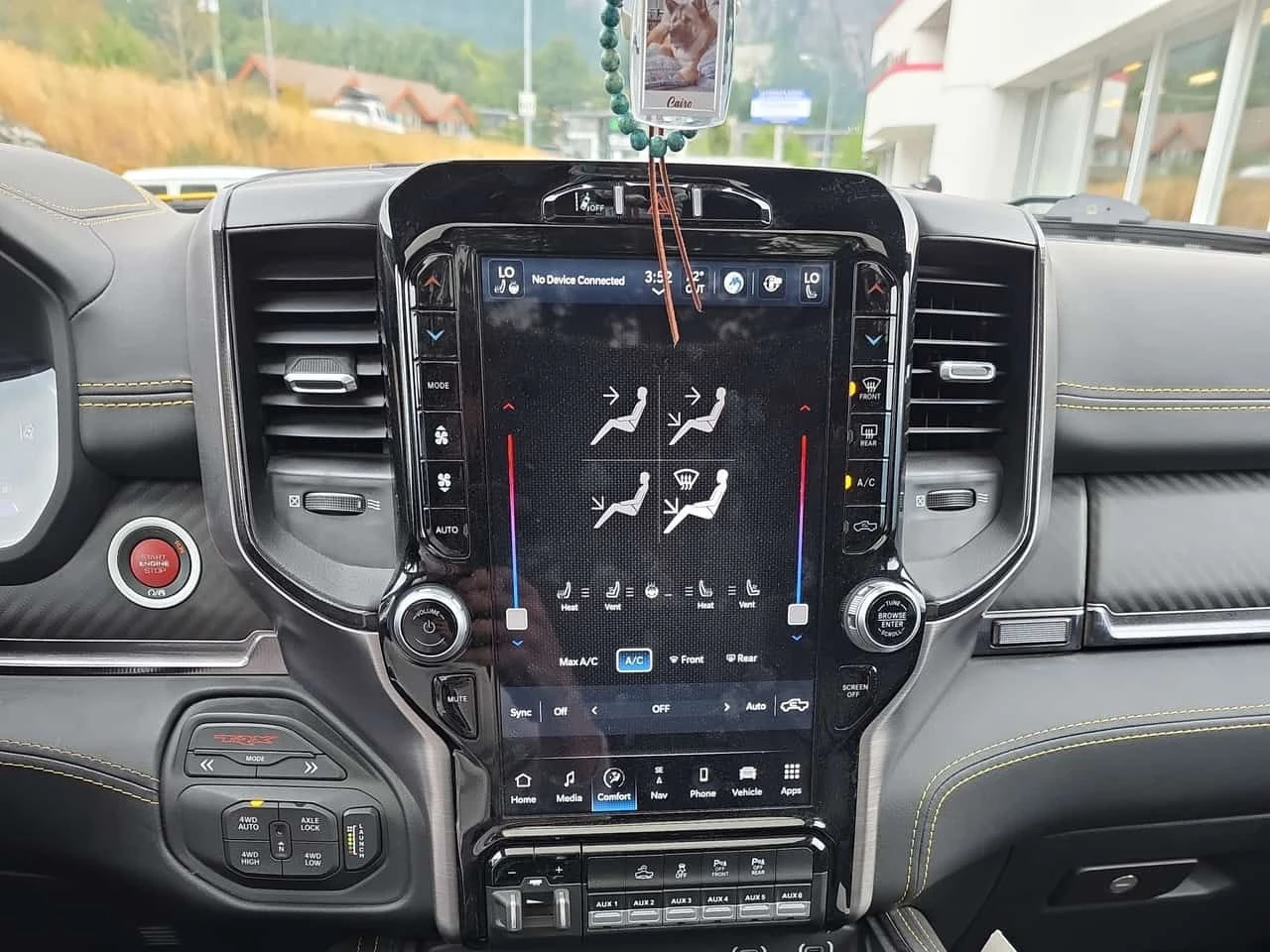 Dodge RAM 1500 TRX| 360| HARMAN/KARDON| 12-INCH TOUCHSCREEN| CRFX, снимка 8 - Автомобили и джипове - 53880990