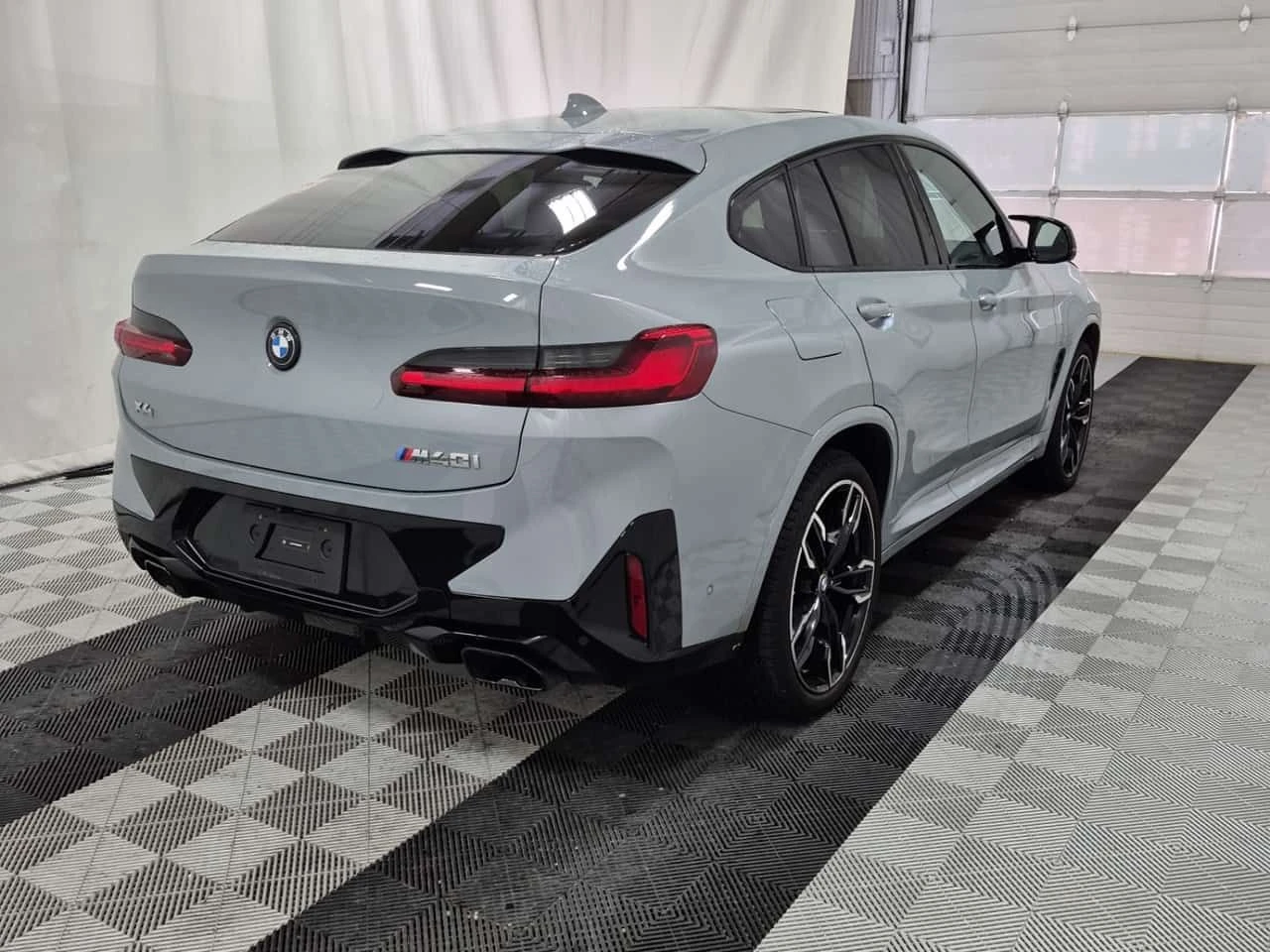 BMW X4 M40I XDRIVE| BROOKLYN GREY| PANO| HEAD-UP| 360| , снимка 3 - Автомобили и джипове - 54154904