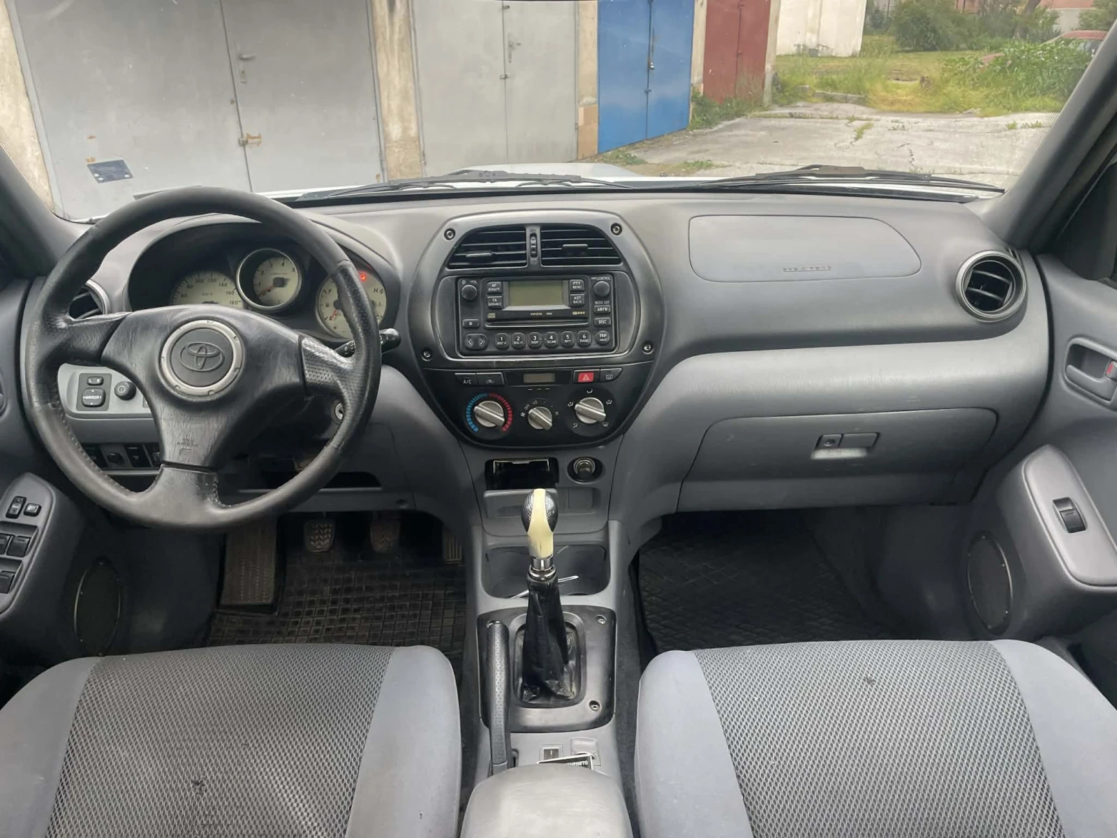 Toyota Rav4 2.0d-4d 116, снимка 6 - Автомобили и джипове - 54260521