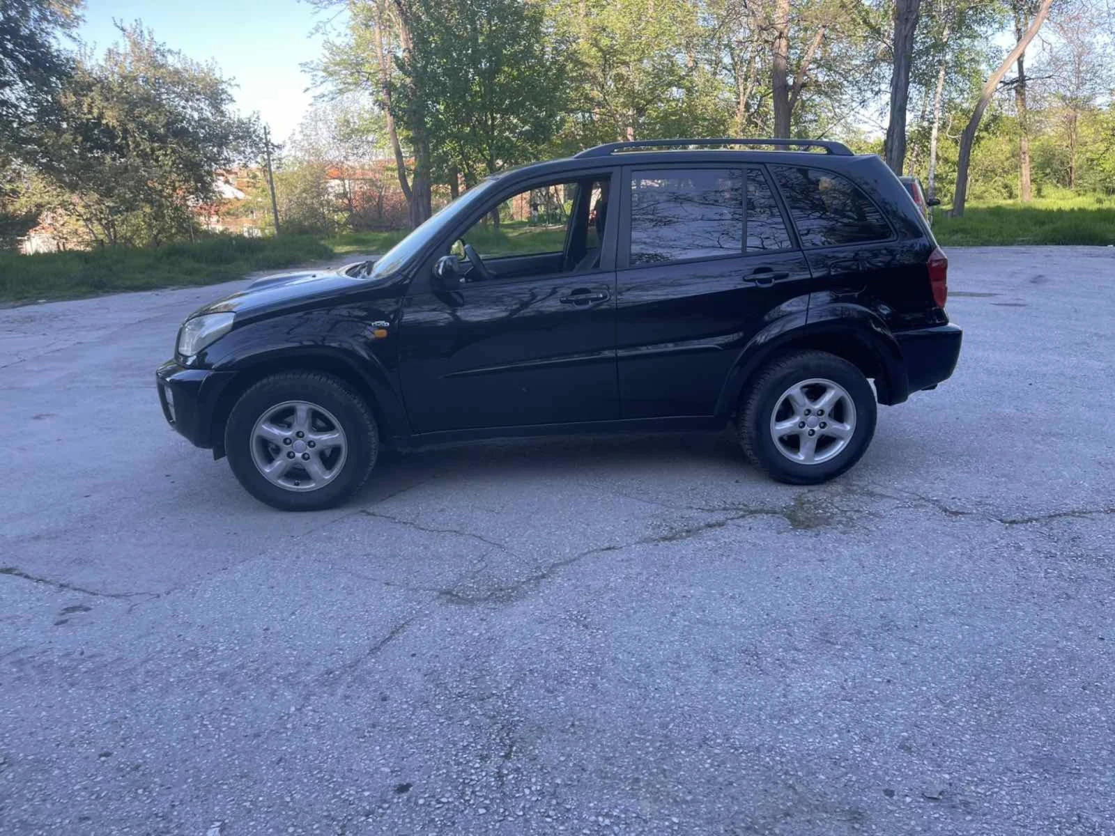 Toyota Rav4, снимка 3 - Автомобили и джипове - 54321825